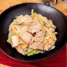 สุกี้แห้งโบราณหมู