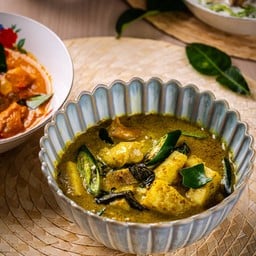 แกงเขียวหวานเนื้อร่องซี่โครง