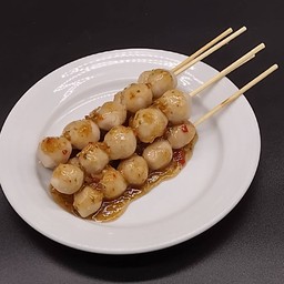 ลูกชิ้นหมูปิ้ง 10 ไม้