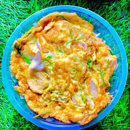 ข้าวไข่เจียว เลือกไส้