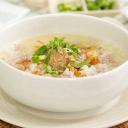 ข้าวต้มหมูสับ