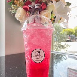 น้ำแดงโซดา