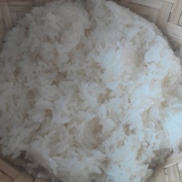 ข้าวเหนียวห่อละ10฿