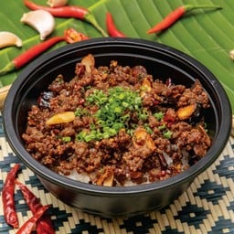คุ้มสึ ข้าวหน้าเนื้อ สันติธรรม