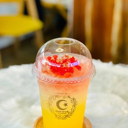 สัปปะรดโซดา