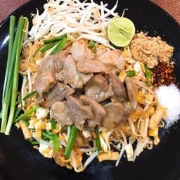 กระเพราแห่ระเบิด