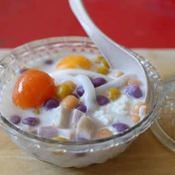 ขนมหวานเต้าทึงบัวลอยแม่กิม