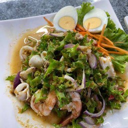 ยำถั่วพูทะเล/รวมมิตร