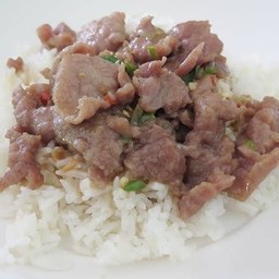 ข้าวหมูน้ำมันหอย