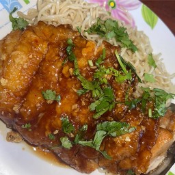 บะหมี่ไก่พิเศษ 99