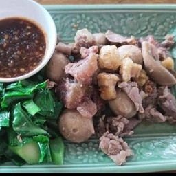 ลวกจิ้มเนื้อ
