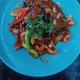 เนื้อย่างผัดพริกเเห้ง