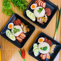 ข้าวหมูแดง