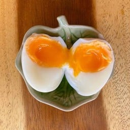 ไข่ยางมะตูม