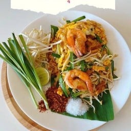 Pad Thai With Shrimp