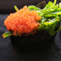 สาหร่ายไข่กุ้ง