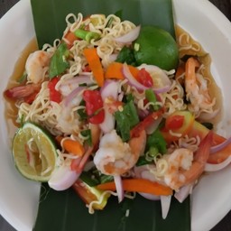 ยำนัวมาม่ากุ้ง