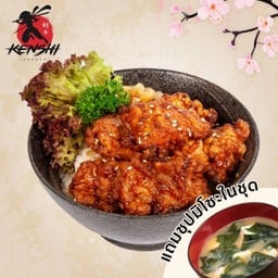 ไก่คาราเกะด้ง(Karaage don)