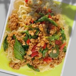 Basil Noodles With Minced Pork