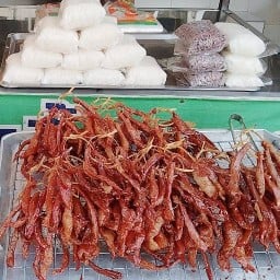 หมูทอดแดดเดียว-ข้าวสวย