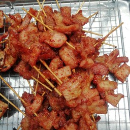 รีส้มตำหมูทอด หน้าเซเว่นตรงฝั่งบิ๊กซีสะพานควาย