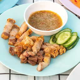หมูกรอบทอดเกลือ