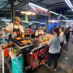 กลมค้าไก่ & บาบีคิว