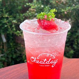 สตรอเบอร์รี่โซดา STRAWBERRY SODA