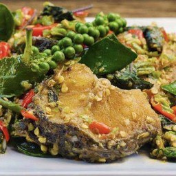 ผัดฉ่าปลาช่อนทอด