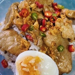 ครัวโกยุทธ์ อาหารตามสั่ง