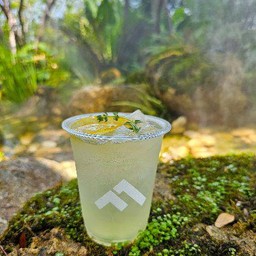 Happy Lemonade (แฮปปี้ เลมอนเนด)