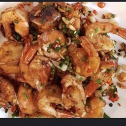 กุ้งผัดพริกเกลือ