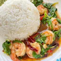 ข้าวกะเพรากุ้ง