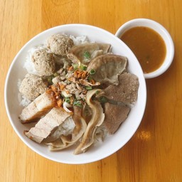 ข้าวแห้ง หมูรวม