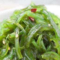 ยำสาหร่าย 100g