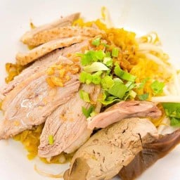 ก๋วยเตี๋ยวเป็ดคุณหน่อย