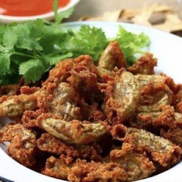 ไสอ่อนทอด น้ำจิ้มแจ่ว