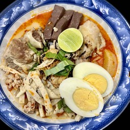 ก๋วยจั๊บณวน ต้มยำ พิเศษ