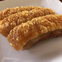 กะเพราพริกแห้ง ส้มตำแซ่บ "ครัวอิ่มทรัพย์" สาขาชุมชนป่าตอง