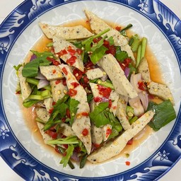 ยำหมูยอ รสชาติเจ็บๆ