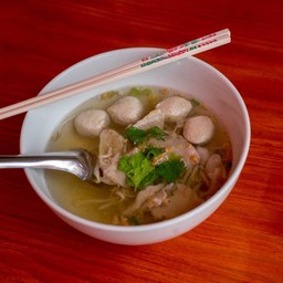 ก๋วยเตี๋ยวหมูรวม