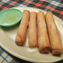 เปาะเปี๊ยะแฮมชีส