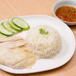 ข้าวมันไก่นายอั้งสาขาตลาดลานบุญ ลาดกระบัง