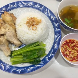 ข้าวหน้าไก่ตุ๋น