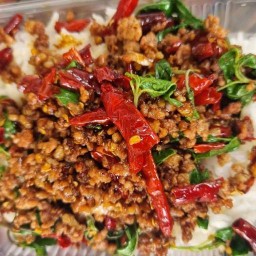 หมูปิ้งเถอะน่า(ร้านหมูน้อยล้านไม้) ร้านหมูน้อยล้านไม้ ตั้งอยู่ในปั้มปตท.ปากซอยพหลโยธิน57