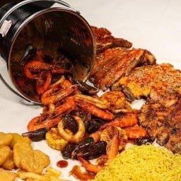 จอมโหด ซี่โครงย่าง & อาหารตามสั่ง