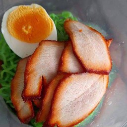 บะหมี่เกี๊ยวหมูแดง