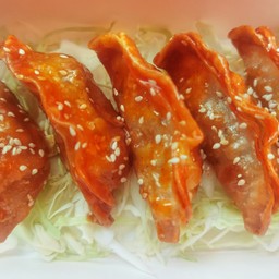 เกี๊ยวซ่าหมูทอด ซอสเกาหลี