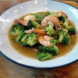 บล็อกโคลี่ผัดกุ้ง