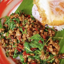 พริกแห้งใบเพรา - กะเพรา